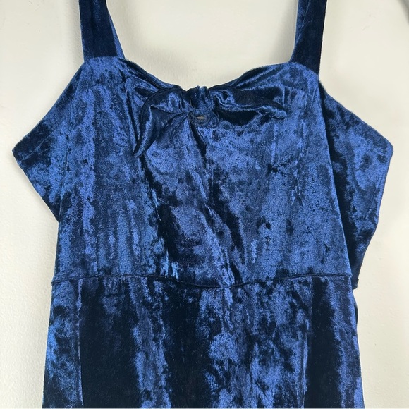Love Cameron Mini Dress Size XS Blue Velvet Y2K Whimsygoth Fairy Sapphire Bow - Picture 4 of 7